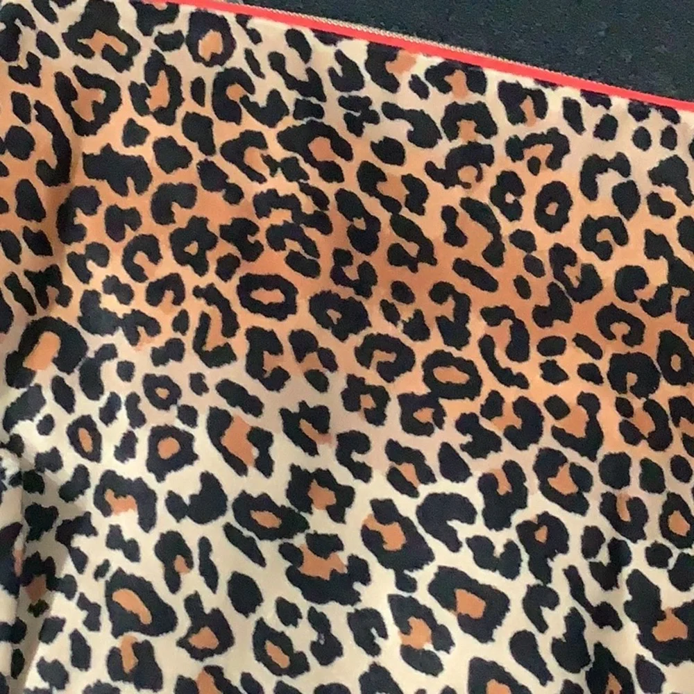 ESTÉE LAUDER NEW - animal print floral butterfly velvety make up bag